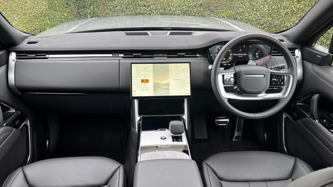 Land Rover Range Rover 3.0 P460e Edition 4dr Auto Estate - Image 9